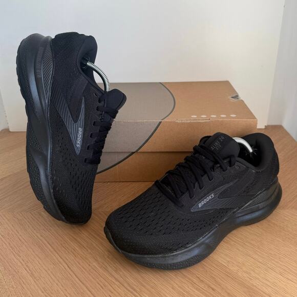 Brooks Adrenaline GTS Triple Black Women Running Sneakers- SZ 7.5 - Picture 1 of 13